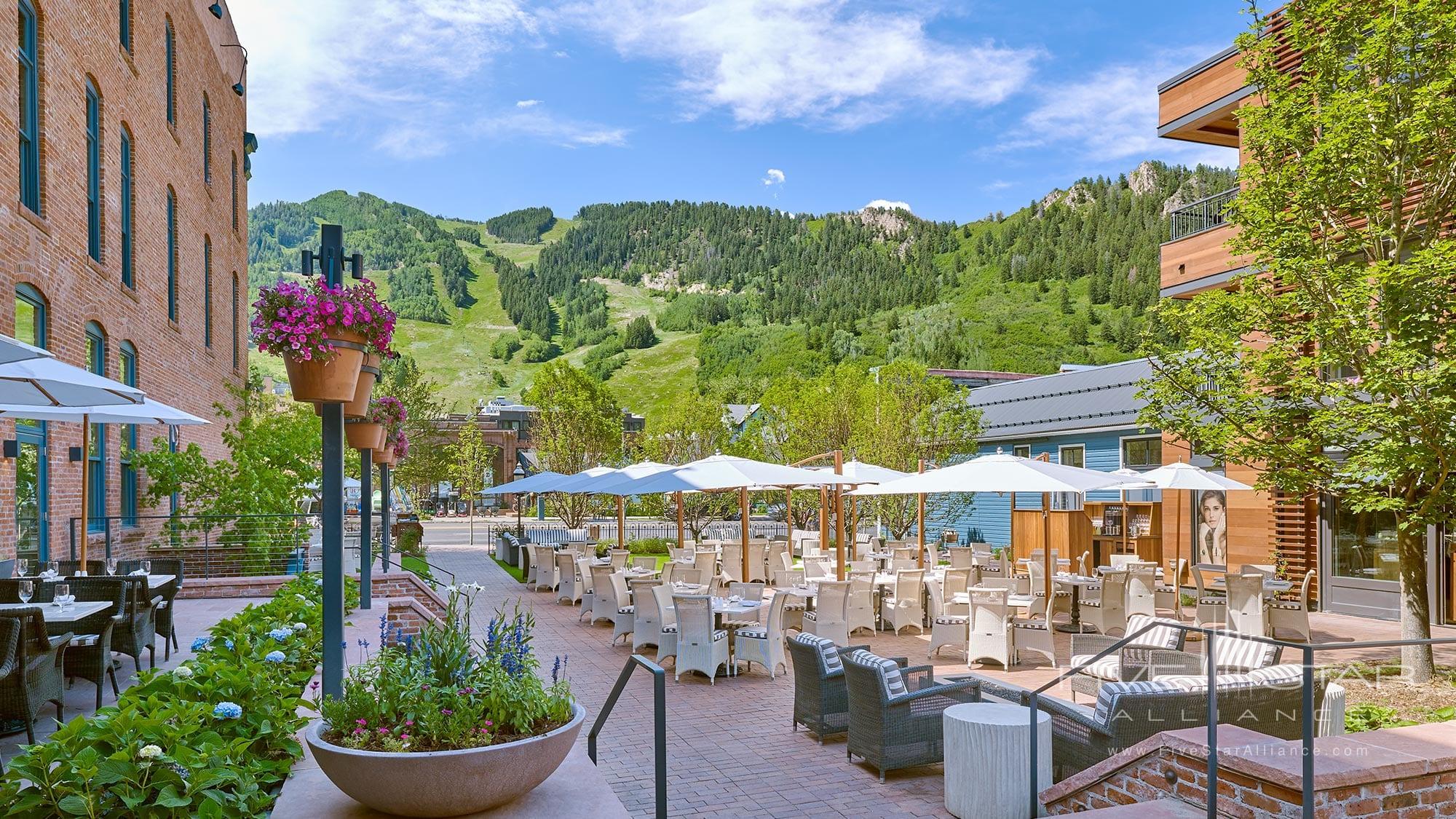 Photo Gallery For Hotel Jerome In Aspen CO United States Five Star   Hotel Jerome   Courtyard 